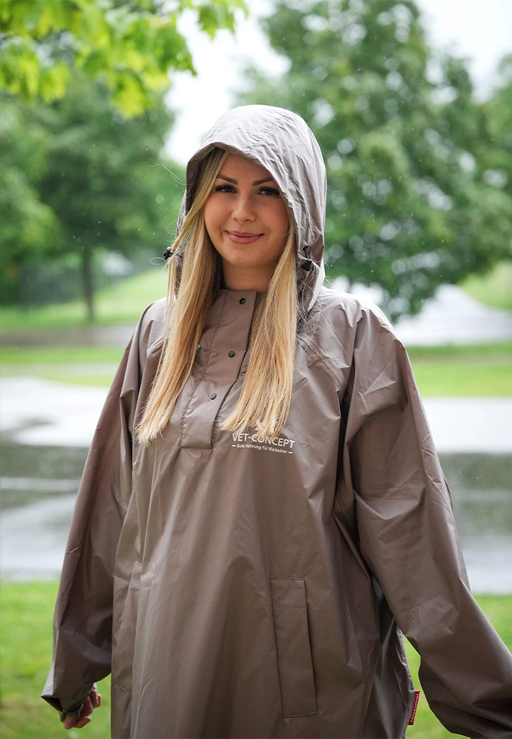Vet-Concept X Reisenthel Regenponcho taupe